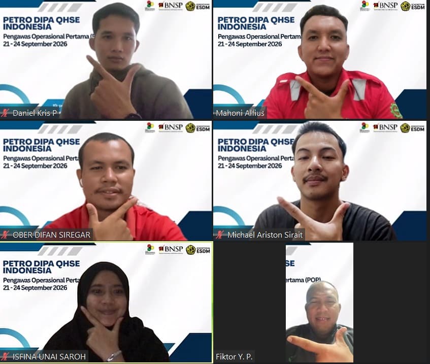 Suasana pelatihan QHSE bersama instruktur